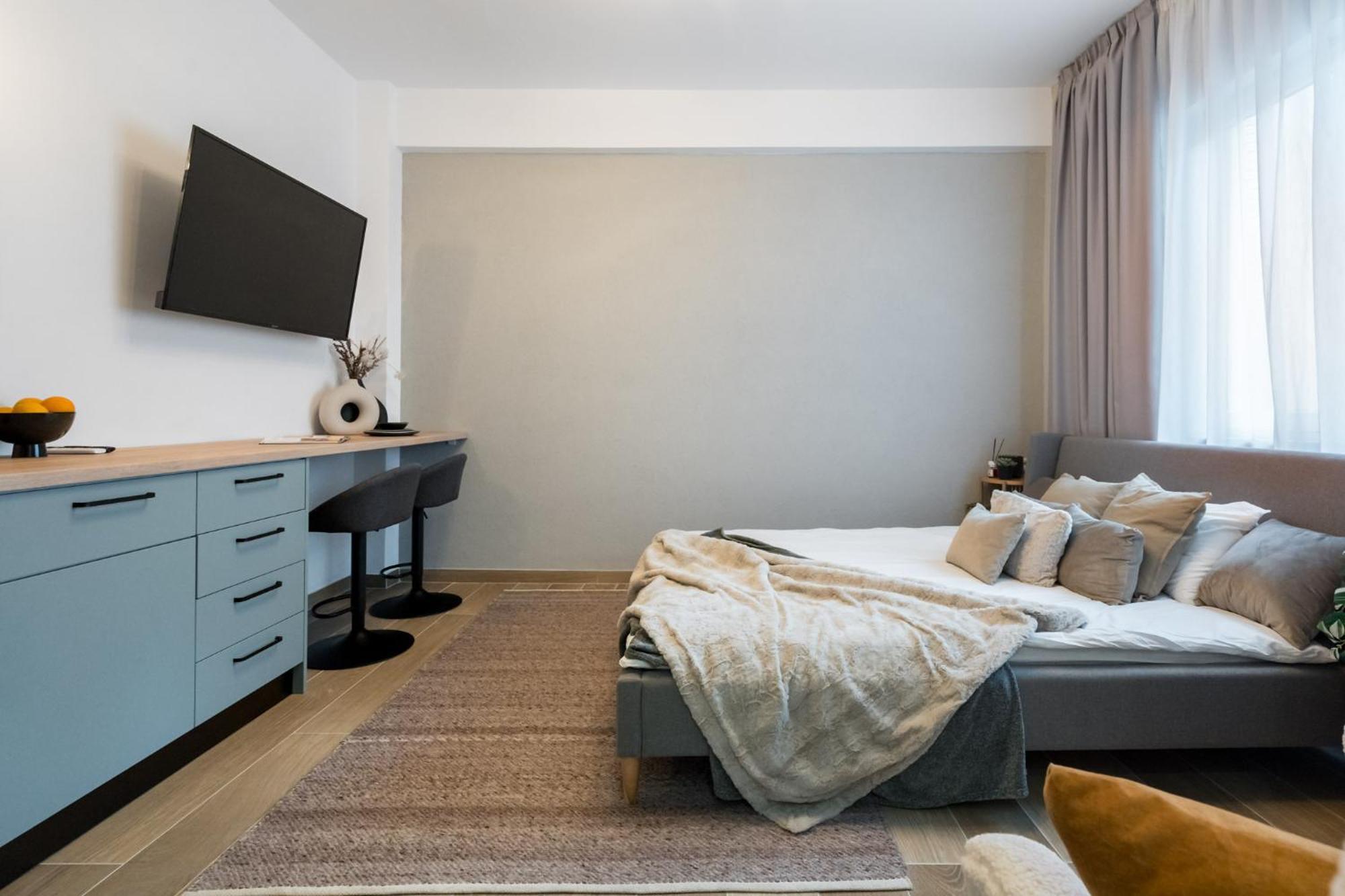 Апартаменти Old Town - Victoriei 25 - Urbannest Бухарест Екстер'єр фото
